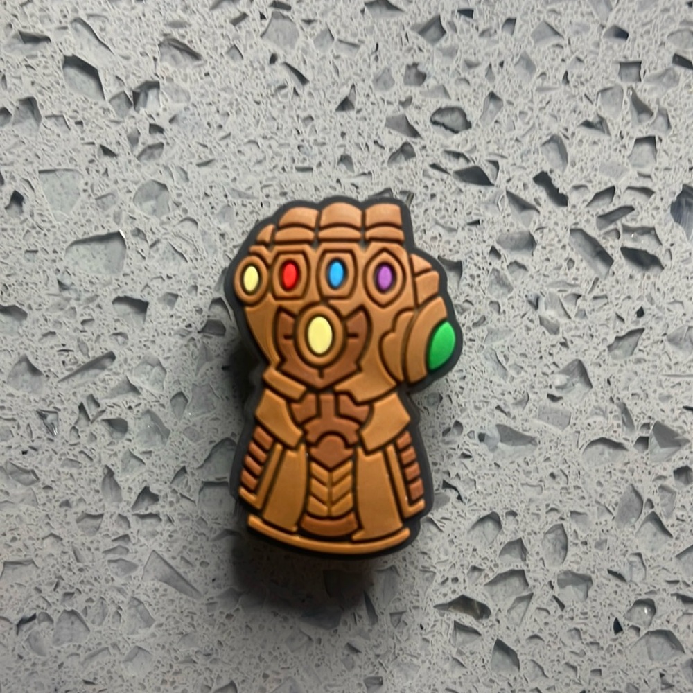 7/$10 Infinity Gauntlet jibbitz crocs shoe charm